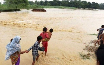 बाढी प्रभावित भन्छन् : ‘न राहत पाइयो न जग्गा रह्यो